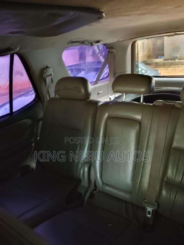 Toyota Sequoia Limited 4dr SUV (4.7L 8cyl 4A) 2004 Silver