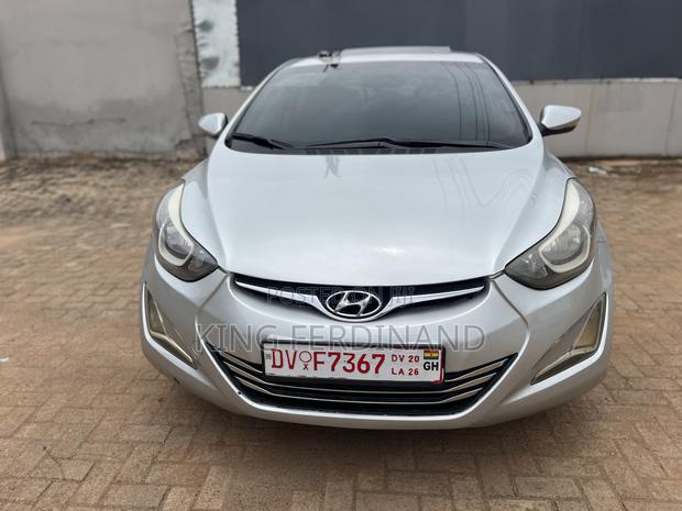 Hyundai Elantra 2015 Silver