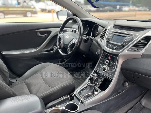 Hyundai Elantra 2015 Silver