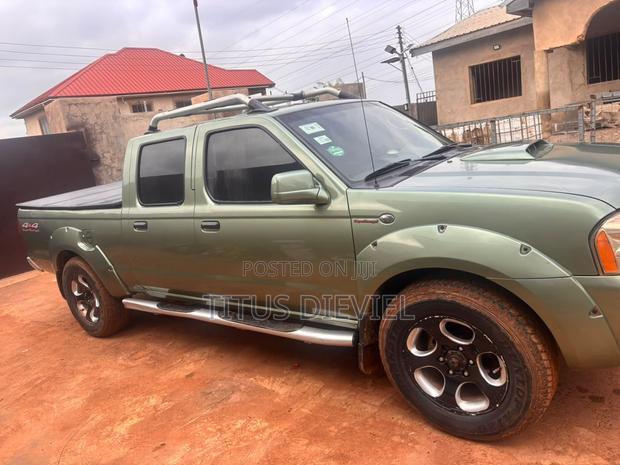 Nissan Frontier Crew Cab Nismo 4x4 2008 Green