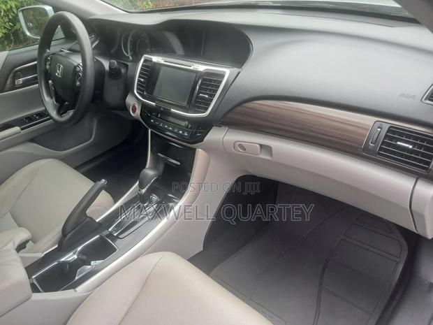 Honda Accord 2016 Silver