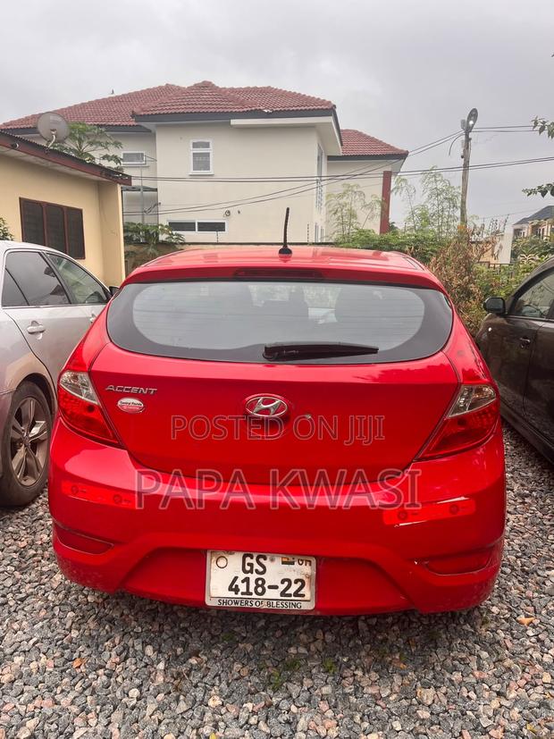 Hyundai Accent 2015 Red