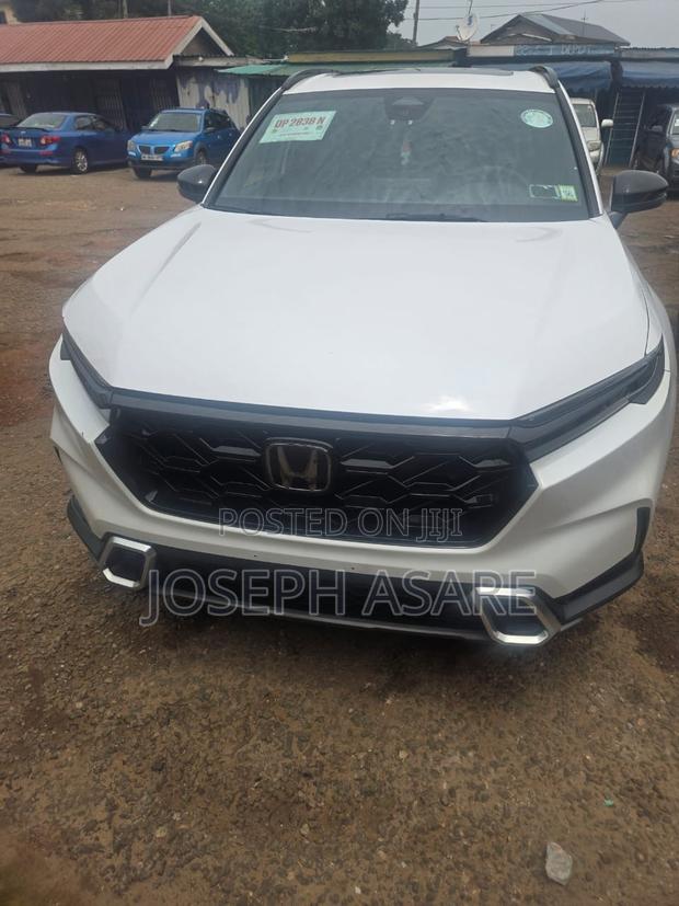 Honda CR-V 2024 White