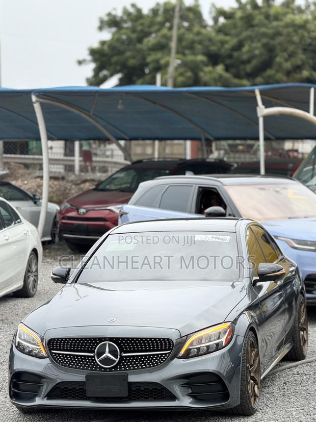 Mercedes-Benz C300 2020 Gray