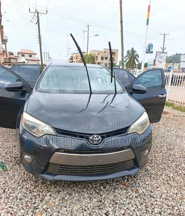 Toyota Corolla 2016 Gray
