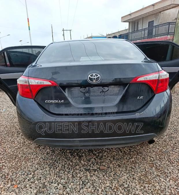 Toyota Corolla 2016 Gray