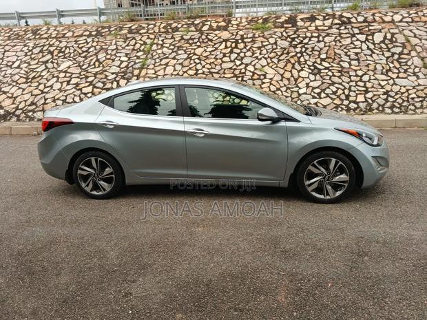 Hyundai Elantra 2015 Silver