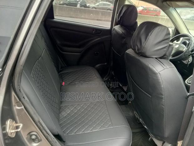 Pontiac Vibe 2007 Gray