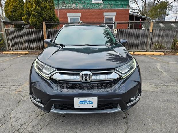 Honda CR-V Touring AWD 2018 Gray