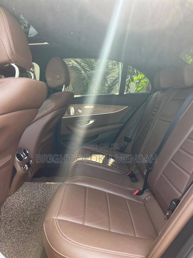 Mercedes-Benz E300 2021 Black