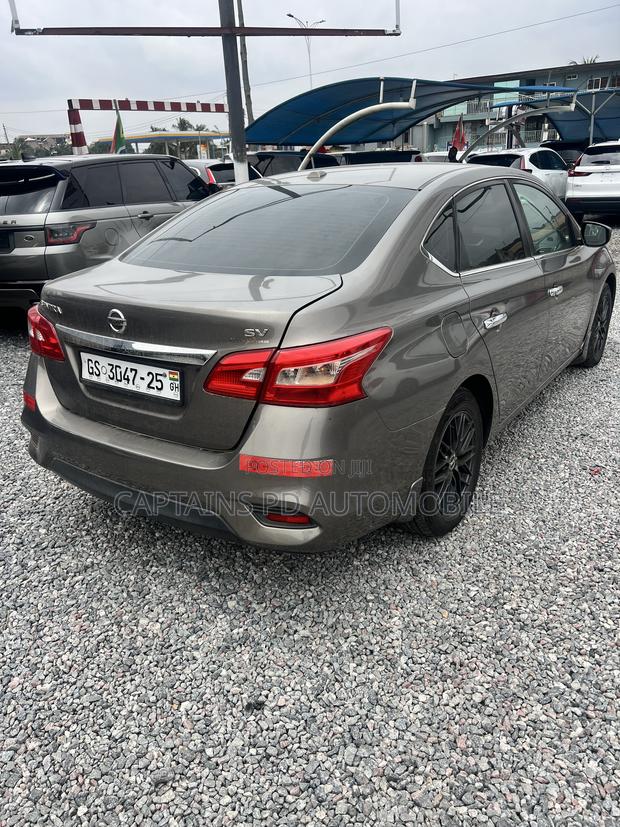 Nissan Sentra 2017 Brown
