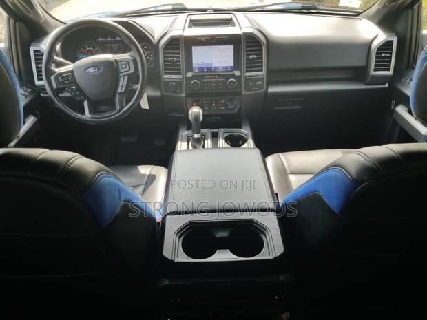 Ford F-150 2020 Blue