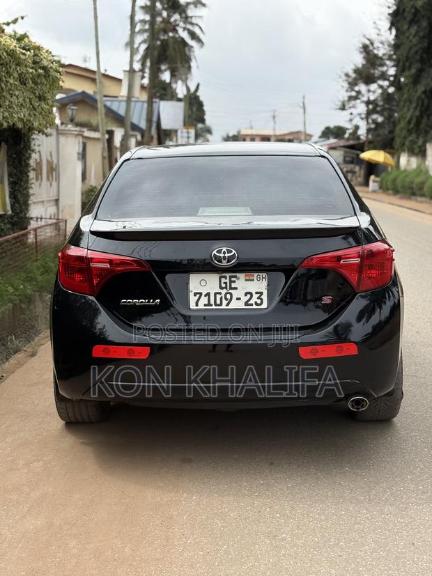 Toyota Corolla S 4dr Sedan (1.8L 4cyl CVT) 2014 Black