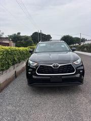 Toyota Highlander 2022 Black for sale