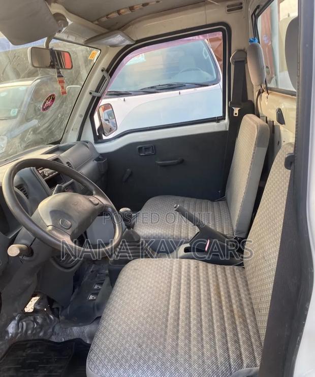 Daihatsu Atrai 2006 White