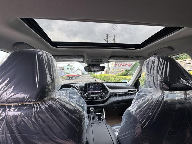 Toyota Highlander 2022 Black