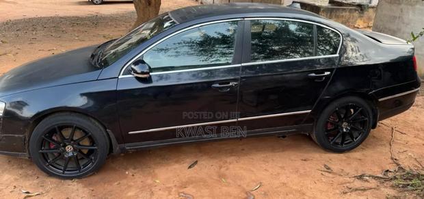 Volkswagen Passat 2009 Black