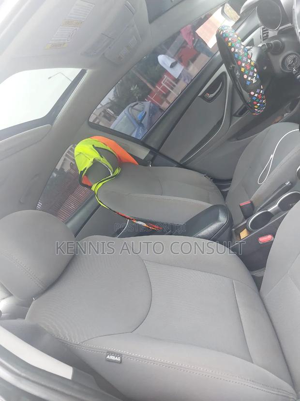 Hyundai Elantra Limited 4dr Sedan (1.8L 4cyl 6A) 2014 Black