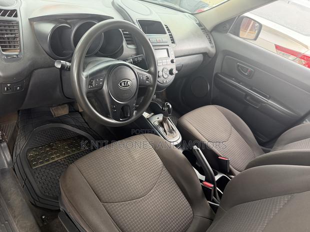 Kia Soul 4dr Wagon (1.6L 4cyl 6A) 2014 Black