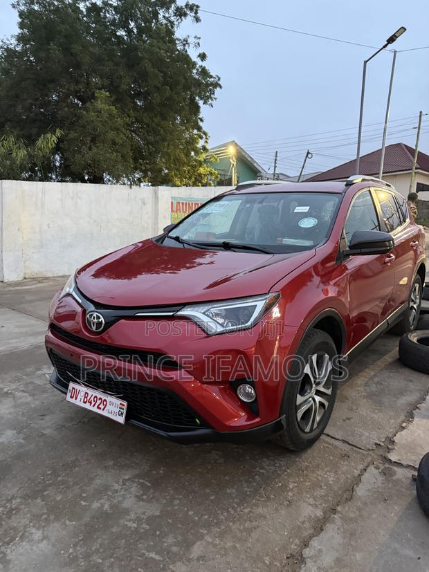 Toyota RAV4 LE AWD (2.5L 4cyl 6A) 2017 Red