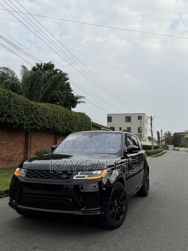 Land Rover Range Rover 3.0L V6 Supercharged HSE 2019 Black