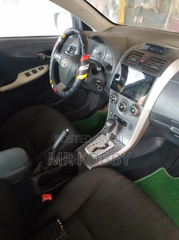 Toyota Corolla 2013 Silver