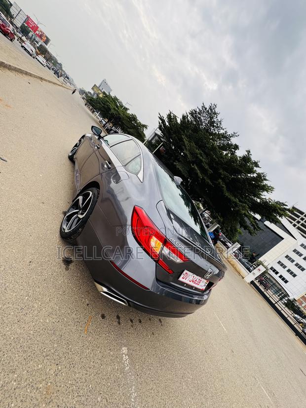Honda Accord Sport 2.0T 2018 Gray