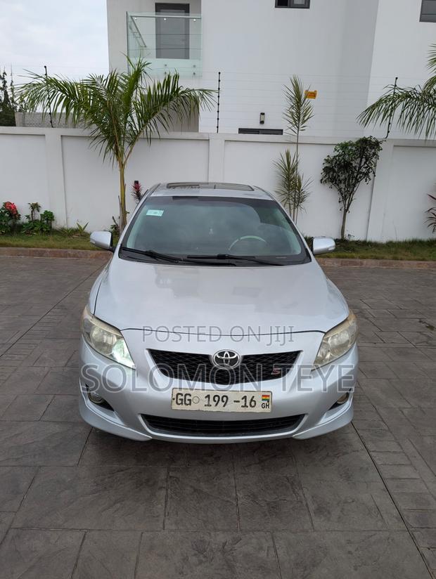 Toyota Corolla S 4dr Sedan (1.8L 4cyl 4A) 2010 Gray