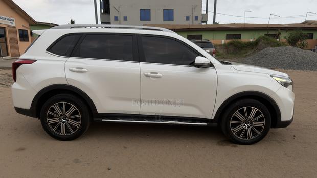 Kia Sportage 2022 White
