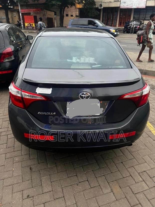 Toyota Corolla LE 4dr Sedan (1.8L 4cyl CVT) 2016 Gray