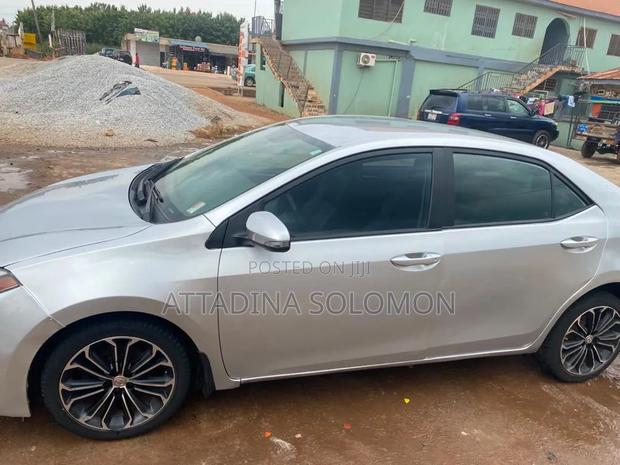 Toyota Corolla 2014 Silver