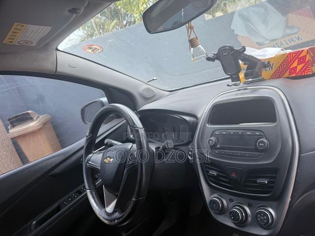 Chevrolet Spark 2016 Silver