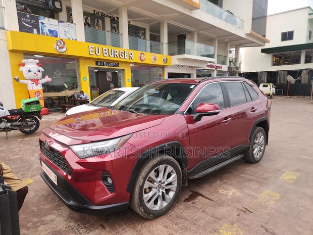 Toyota RAV4 2022 Red