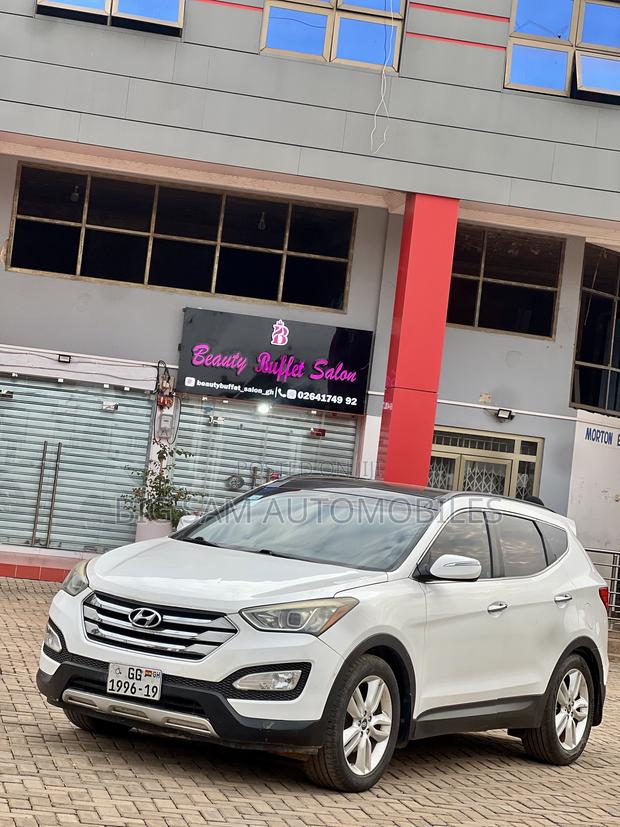 Hyundai Santa Fe 2015 White