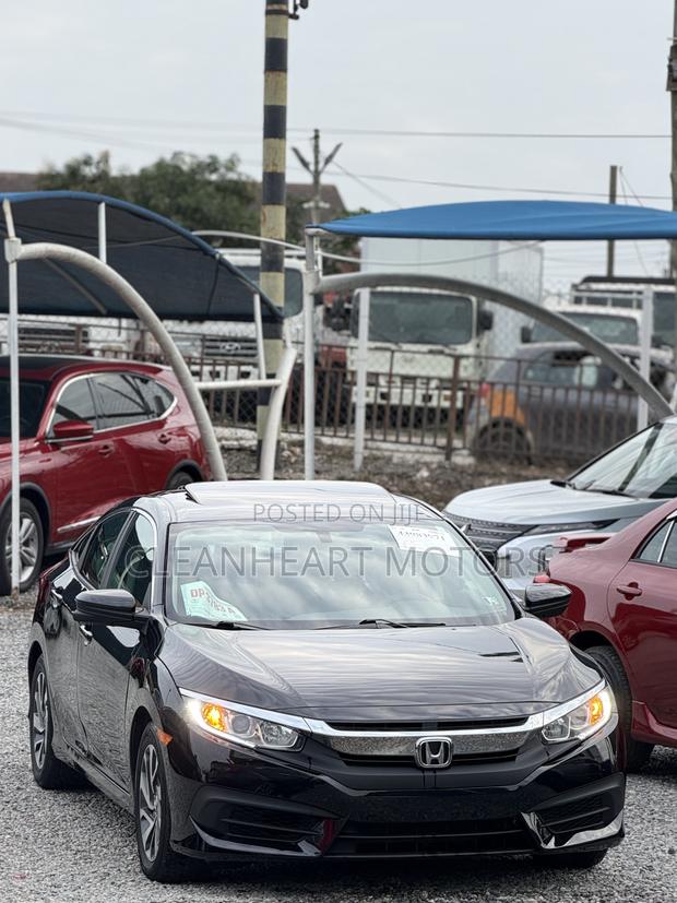 Honda Civic EX Sedan 2018 Black