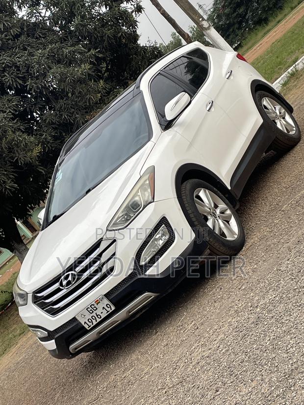 Hyundai Santa Fe 2015 White