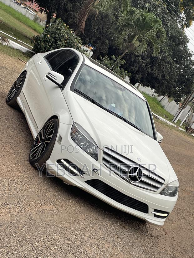 Mercedes-Benz C300 2006 White