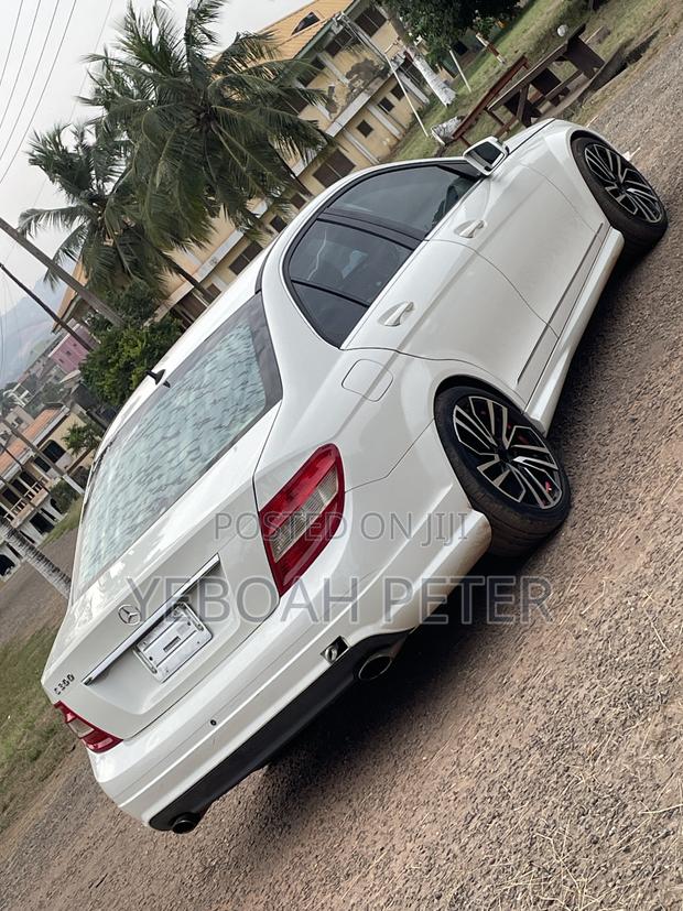 Mercedes-Benz C300 2006 White