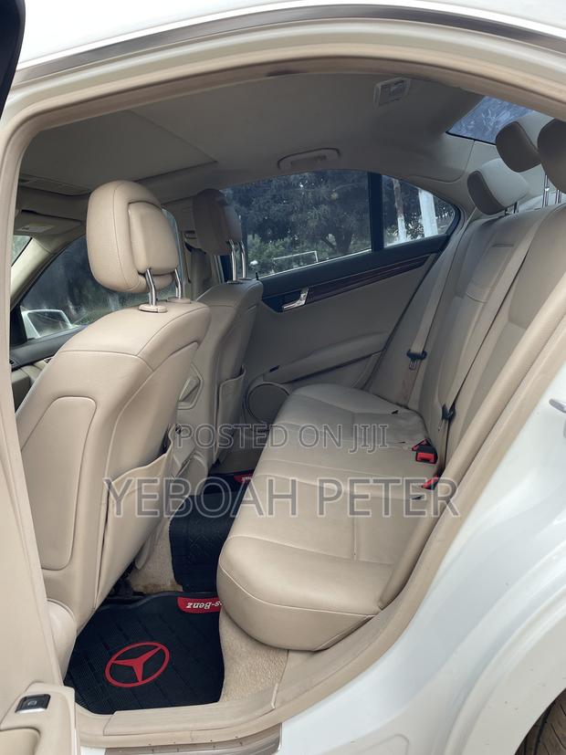 Mercedes-Benz C300 2006 White