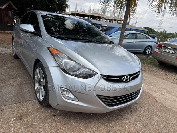 Hyundai Elantra 2013 Silver