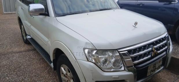 Mitsubishi Pajero 2019 White