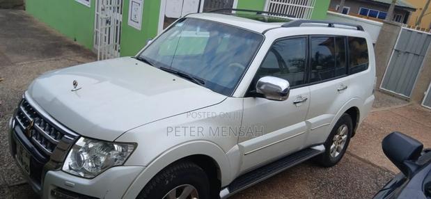 Mitsubishi Pajero 2019 White