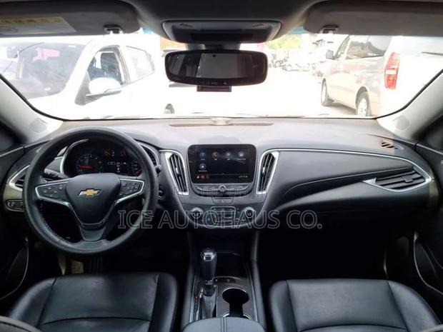 Chevrolet Malibu L 2019 Black