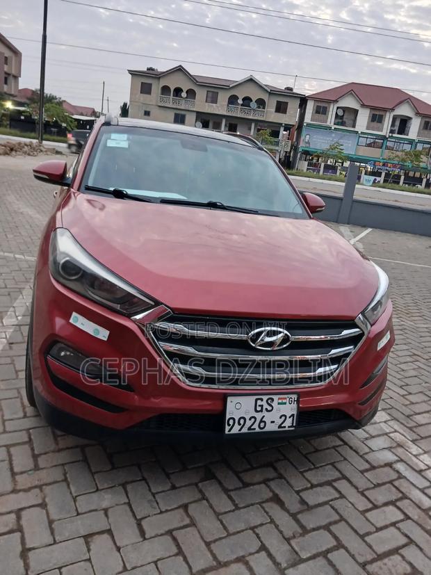 Hyundai Tucson 2016 Red