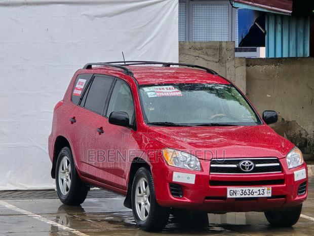 Toyota RAV4 2.4 2008 Red