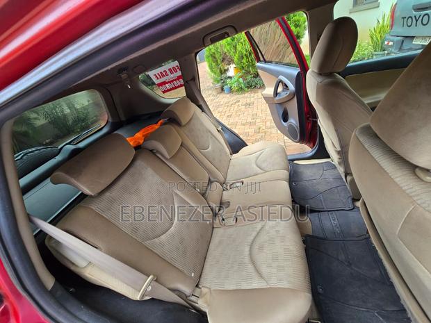 Toyota RAV4 2.4 2008 Red