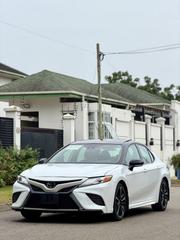 Toyota Camry XSE (2.5L 4cyl 8A) 2019 White for sale