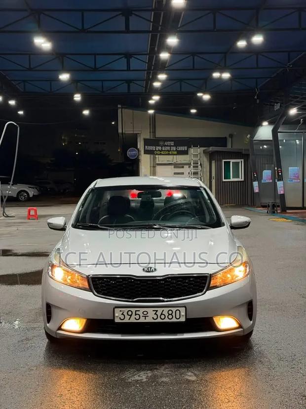 Kia Cerato 2016 Silver