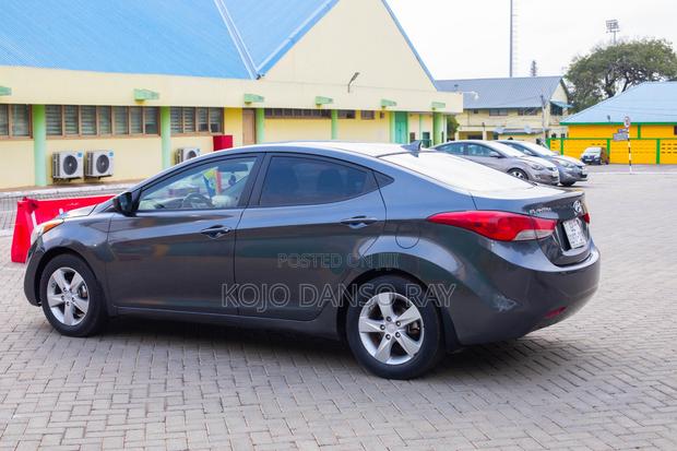Hyundai Elantra SE 4dr Sedan (1.8L 4cyl 6A) 2014 Gray