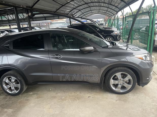 Honda HR-V 4dr SUV (1.5L 4cyl CVT) 2016 Silver